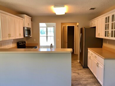 1085 Forest Lake Terrace, Niceville, FL 32578 - photo 6