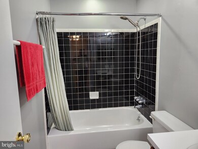 931 Northridge Dr unit 103-B, Eagleville, PA 19403 - photo 5