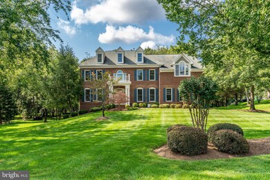 7012 Balmoral Forest Rd, Clifton, VA 20124 - photo 4