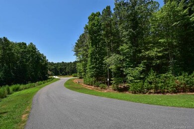 Streetscape in Woodleaf