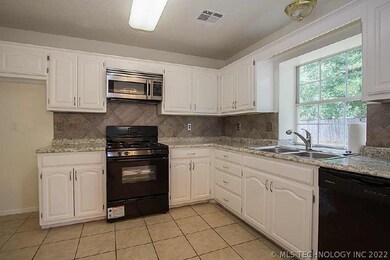 4212 S Poplar Ave, Broken Arrow, OK 74011 - photo 7