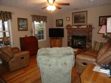 3 Living Room