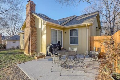 605 Loran Ln, Raymore, MO 64083 - photo 5