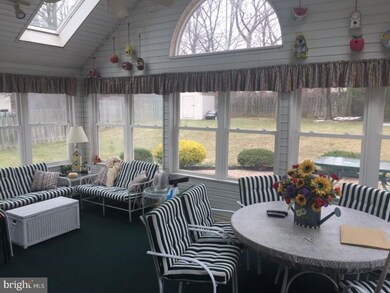 622 Nicole Dr, Southampton, PA 18966 - photo 5