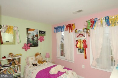 18113 South Shore Dr, Purcellville, VA 20132 - photo 4