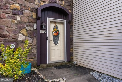 112 Windham Ct, Newtown, PA 18940 - photo 2