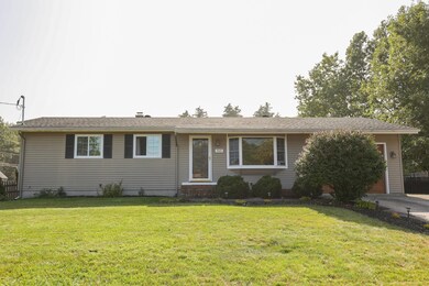 155 Bryant Rd, Manchester, NH 03109 - photo 3