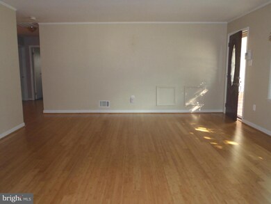 2066 Red Spruce Ct, Bryans Road, MD 20616 - photo 4