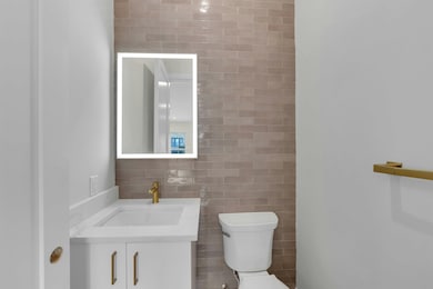 24 Clinton Ave unit 2, Jersey City, NJ 07304 - photo 6