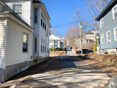 15 Boylston St, Pittsfield, MA 01201 - photo 5
