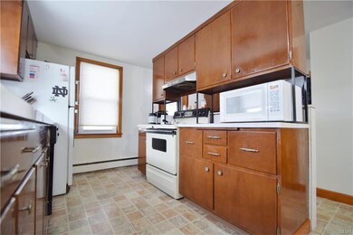 4077 Main Rd W, Emmaus, PA 18049 - photo 3