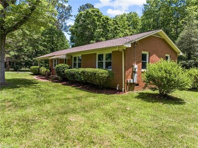 317 Sawyersville Rd, Asheboro, NC 27205 - photo 4