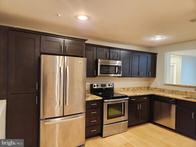 11546 Joyceton Dr unit 33-1, Upper Marlboro, MD 20774 - photo 7