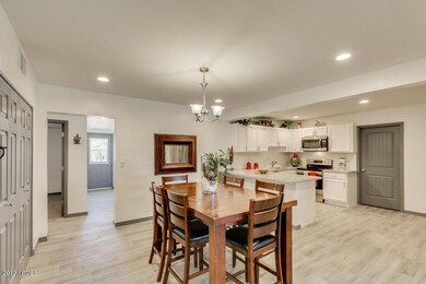 2134 E Palm Ln, Phoenix, AZ 85006 - photo 5