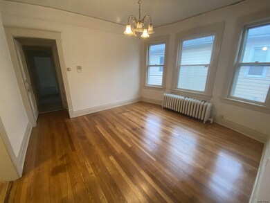 281 Myrtle Ave, Albany, NY 12208 - photo 4