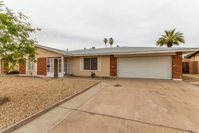 4126 W Eva St, Phoenix, AZ 85051 - photo 2