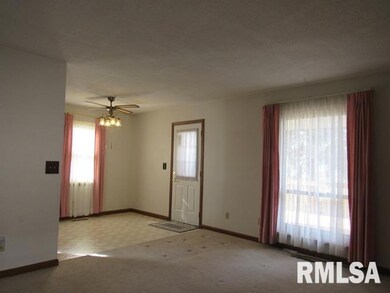2824 W 65th St, Davenport, IA 52806 - photo 7