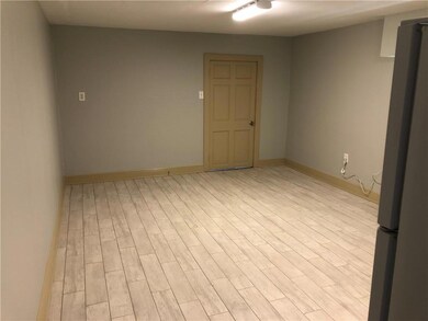 Lower unit bedroom