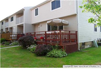 411 Willow Rd E unit 2, Staten Island, NY 10314 - photo 2