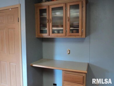 1205 Dorris Heights Rd, Harrisburg, IL 62946 - photo 7