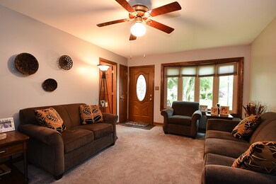 14335 Keeler Ave, Midlothian, IL 60445 - photo 2