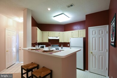 14320 Climbing Rose Way unit 102, Centreville, VA 20121 - photo 4