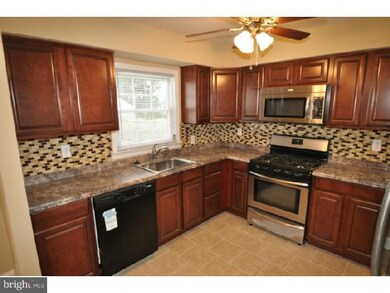 1423 Colwell Ln, Conshohocken, PA 19428 - photo 2