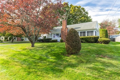 16 Barnes St, Greenville, RI 02828 - photo 5