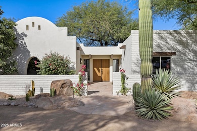 4646 E Shadow Rock Rd, Phoenix, AZ 85028 - photo 2