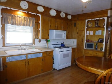 1236 Oliver St, North Tonawanda, NY 14120 - photo 2