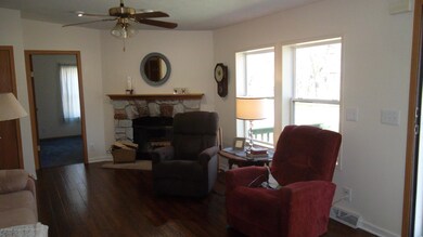 616 E Holmes Rd, Lansing, MI 48910 - photo 2