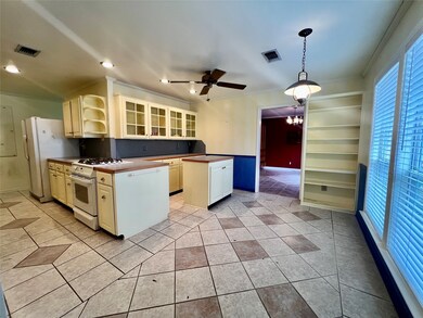 540 County Road 4677, Kennard, TX 75847 - photo 5