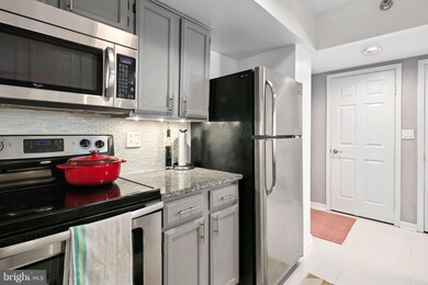 The Charleston unit 816, Arlington, VA 22201 - photo 7