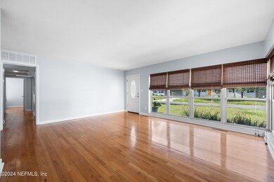 8441 Jacinto St, Jacksonville, FL 32211 - photo 5