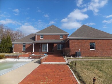 2351 N Michigan Ave, Greensburg, IN 47240 - photo 4
