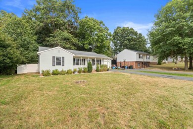 922 Patton Farm Rd, Stuarts Draft, VA 24477 - photo 4