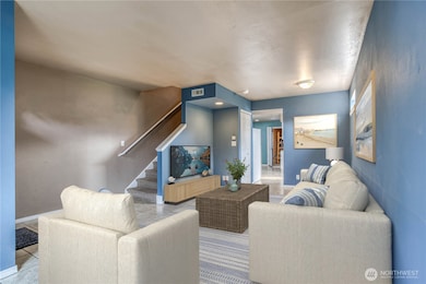 Living Virtually Staged