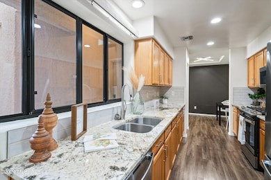10-Kitchen