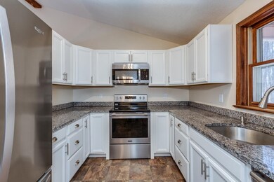 263 Island Pond Rd, Derry, NH 03038 - photo 7