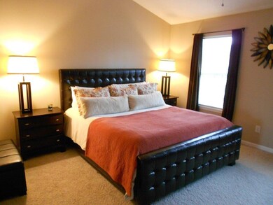 1018 Bard Ln, Carmel, IN 46032 - photo 6