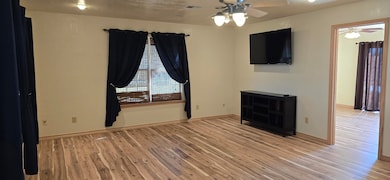 3974 Martin Luther King Junior Dr, Port Arthur, TX 77640 - photo 6