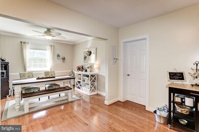 6 Elphin Ct unit 201, Lutherville Timonium, MD 21093 - photo 5