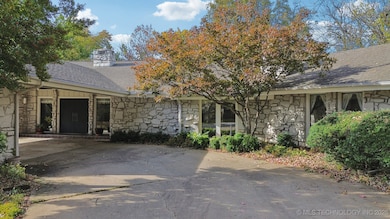 6424 S Jamestown Ave, Tulsa, OK 74136 - photo 2