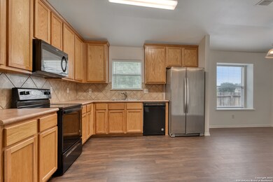 9810 Connemara Bend, San Antonio, TX 78254 - photo 6