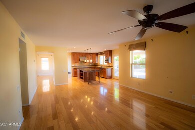 970 E Divot Dr, Tempe, AZ 85283 - photo 7