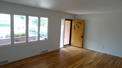 1174 Urban Dr, Columbus, OH 43229 - photo 4