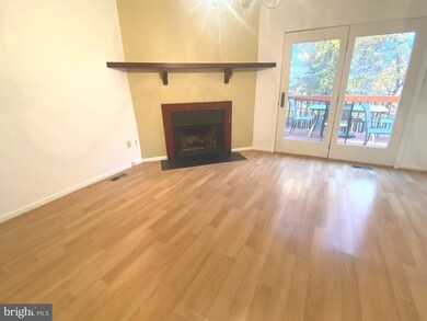 8 May Apple Dr unit 20, Downingtown, PA 19335 - photo 5