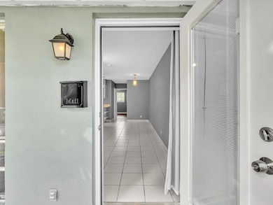 141-145 NE 30th Ct, Wilton Manors, FL 33334 - photo 3