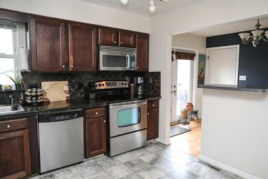Heil Dr - kitchen 2