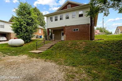 706 E Main St, Linn, MO 34